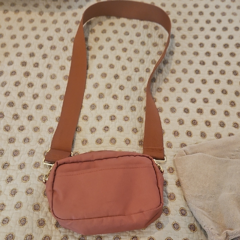 Canvelle Camera Bag, Terra Cotta, EUC